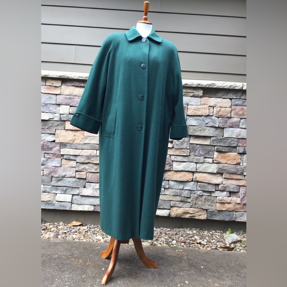 Ashley Scott fuzzy wool coat size 12 Petite